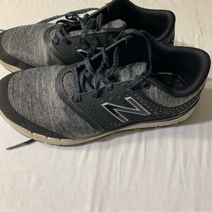 New Balance Women’s Gray and Black Knit-Style Sneakers Size 9 US Cross training